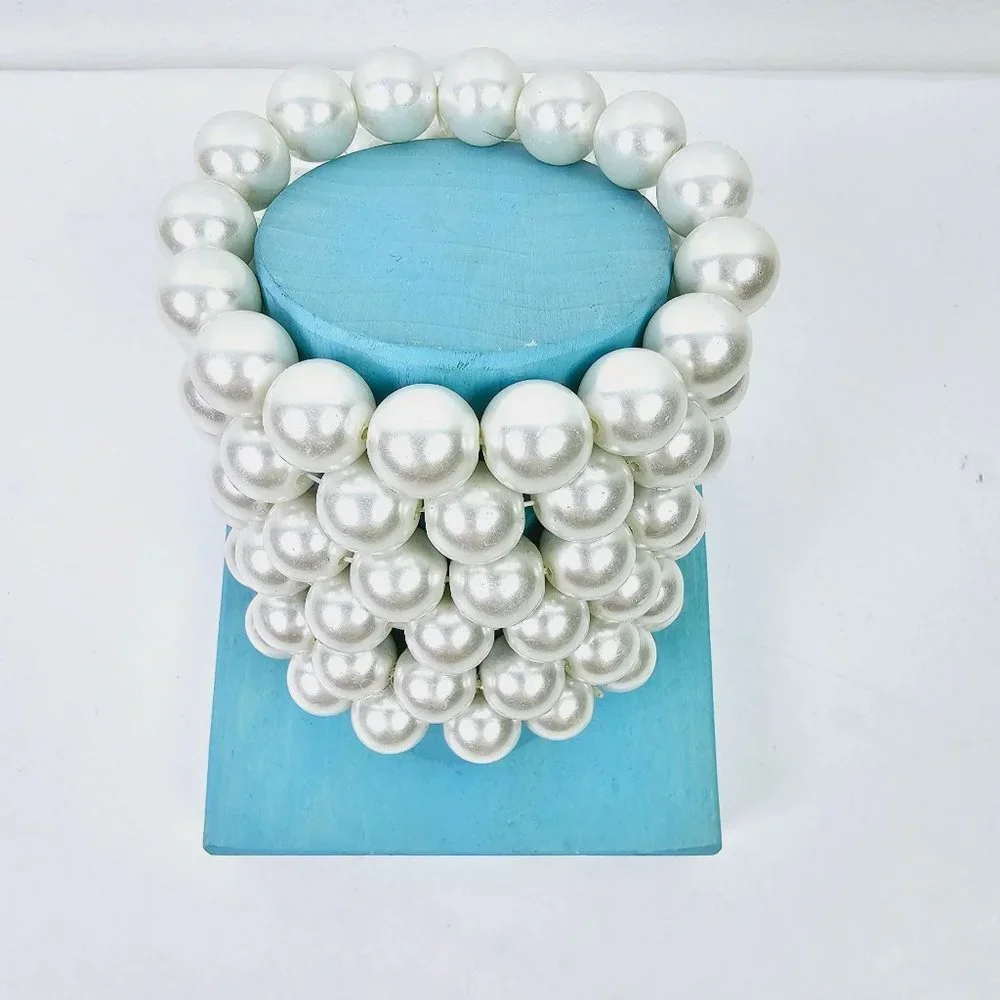 Set of 6 Large Rounded White Pearl Bracelets, Stretch PLUS Bonus Bracelet!